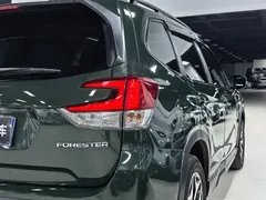 2022 Subaru Forester 2.0i AWD Luxury EyeSight, зелёный — фото 5