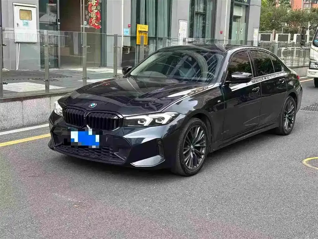 2023 BMW 3 Series 325Li M Sport Dark Night Package