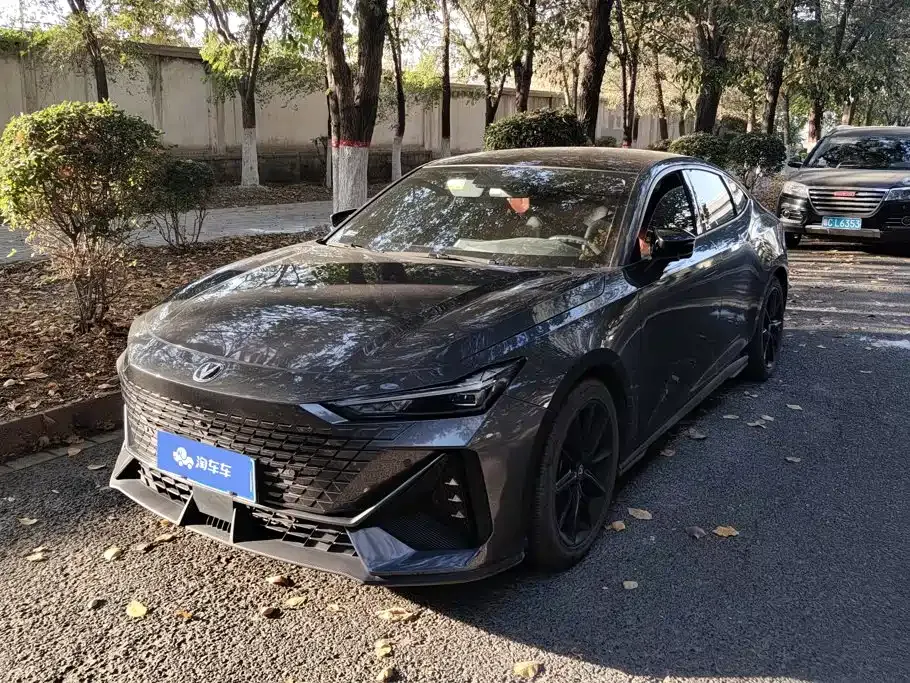 2022 Changan UNI-V 1.5T Premium