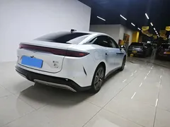 2025 BYD Han L EV 701km Lidar Flagship — фото 4