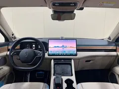 2022 Aito M5 EV RWD Standard, синий — фото 13