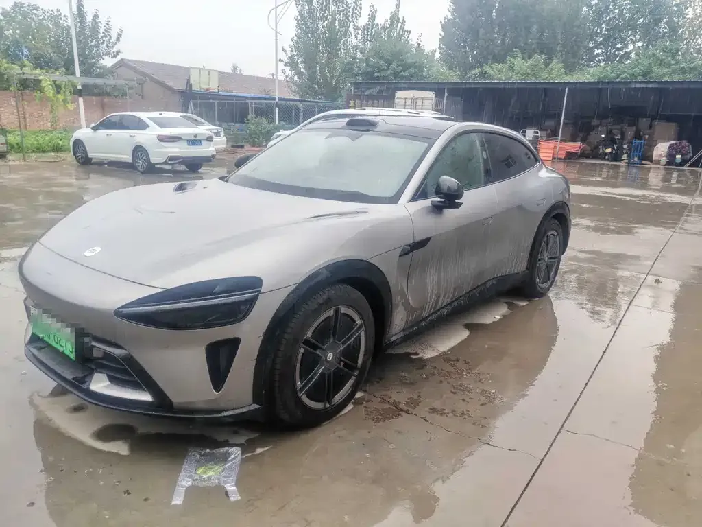 2025 Xiaomi YU7 4WD Max