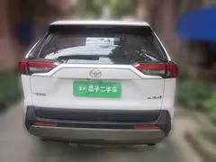 2022 Toyota RAV4 2.0L CVT 2WD Fashion Plus, белый — фото 5