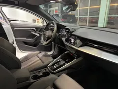 2023 Audi A3 Sportback 35 TFSI Sport, белый — фото 8