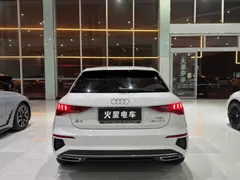 2023 Audi A3 Sportback 35 TFSI Sport, белый — фото 12