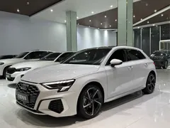 2023 Audi A3 Sportback 35 TFSI Sport, белый — фото 15