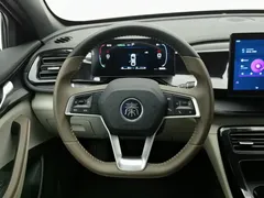 2024 BYD Qin PLUS Honor DM-i PHEV 55km Leading, белый — фото 11