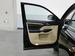 2018 Toyota Highlander 2.0T 2WD Elite 7-seat, чёрный — фото 8