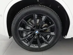 2022 BMW X3 Premium M Night Package, белый — фото 17