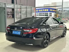 2021 Honda Accord 2.0L Hybrid Limited Edition, чёрный — фото 11