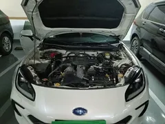2022 Subaru BRZ 2.4L MT, белый — фото 16