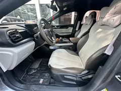 2023 BYD Qin PLUS Champion DM-i PHEV 55KM Leading — фото 7