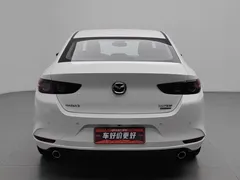 2020 Mazda 3 2.0L AT, белый — фото 4