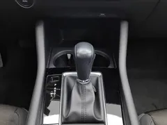 2020 Mazda 3 2.0L AT, белый — фото 13