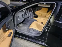 2021 Lexus LS 500h Excellence, чёрный — фото 2