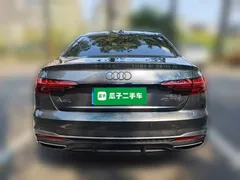 2020 Audi A4L 40 TFSI quattro Luxury Dynamic — фото 7