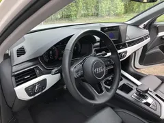 2022 Audi A4L 40 TFSI Fashion Dynamic, белый — фото 9
