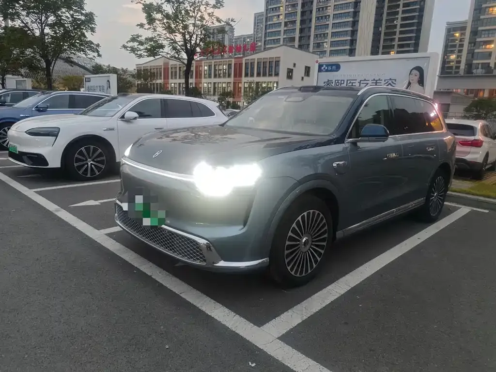 2026 Aito M9 EREV Ultra 6-seat