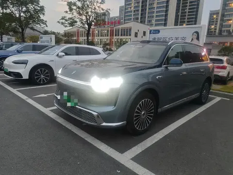 2026 Aito M9 EREV Ultra 6-seat
