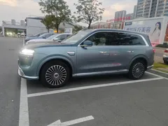 2026 Aito M9 EREV Ultra 6-seat, синий — фото 4