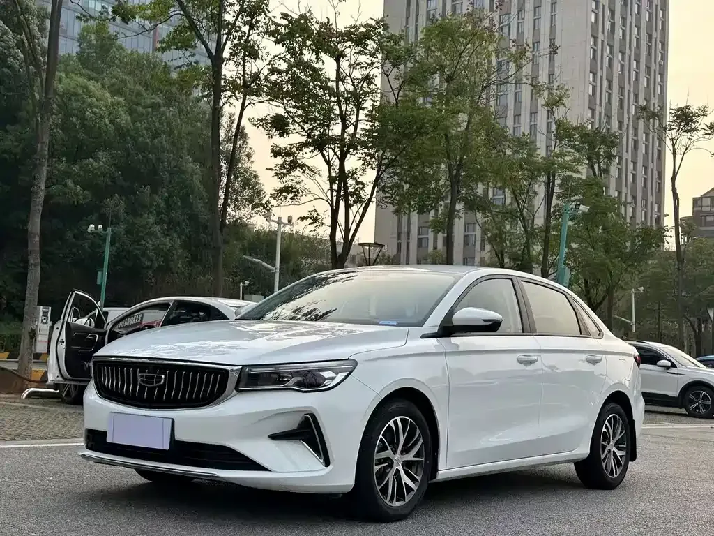 2023 Geely Emgrand 4th Gen Champion 1.5L CVT Luxury