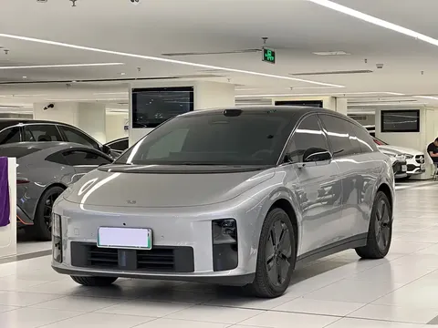 2025 Li Auto i6 2WD Standard