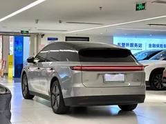 2025 Li Auto i6 2WD Standard — фото 5