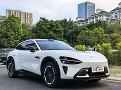2025 Xiaomi YU7 RWD Long Range, белый — фото 3