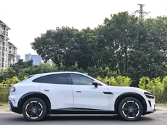 2025 Xiaomi YU7 RWD Long Range, белый — фото 4