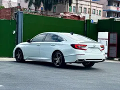 2022 Honda Accord 260TURBO Premium, белый — фото 4
