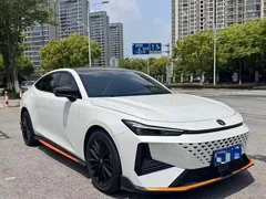 2023 Changan UNI-V 1.5T Sport, белый — фото 3