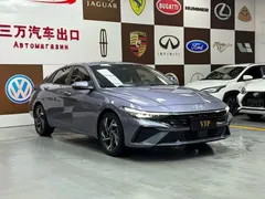 2023 Hyundai Elantra 1.5L CVT LUX Premium, синий — фото 3