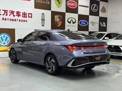 2023 Hyundai Elantra 1.5L CVT LUX Premium, синий — фото 4