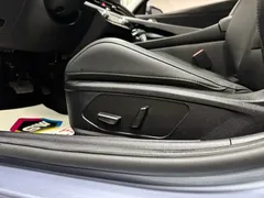 2023 Hyundai Elantra 1.5L CVT LUX Premium, синий — фото 16