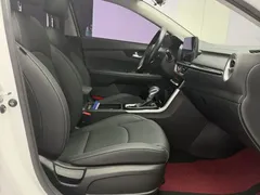 2021 Kia Cerato 1.5L CVT Fashion, белый — фото 19