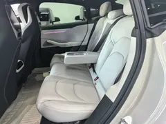2024 Xiaomi SU7 4WD Long Range Advanced ADAS Max, белый — фото 17