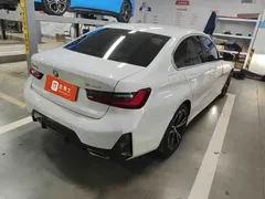 2023 BMW 3 Series 325i M Sport Package, белый — фото 2
