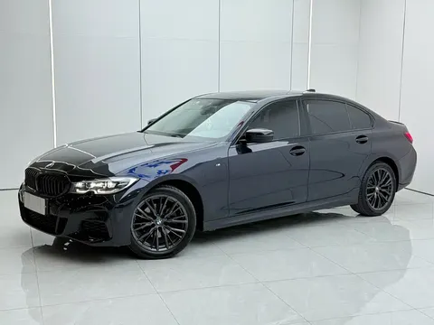 2022 BMW 3 Series 325Li M Sport Dark Package