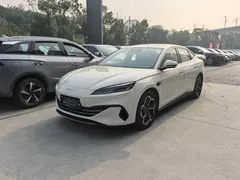 2025 BYD Seal 06 DM-i PHEV Smart Driving 120KM Flagship, белый — фото 1