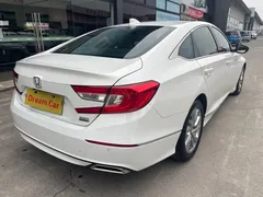 2018 Honda Accord 260TURBO Elite, белый — фото 7