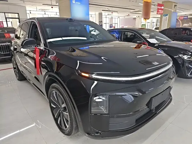 2025 Li Auto L6