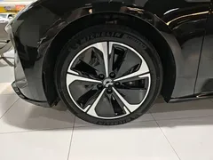 2025 Nio ET5 75kWh, чёрный — фото 23