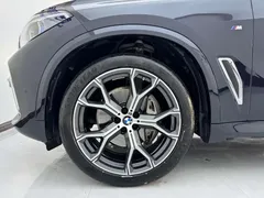 2022 BMW X5 40Li M Sport Package, чёрный — фото 7