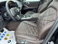 2022 BMW X5 40Li M Sport Package, чёрный — фото 9