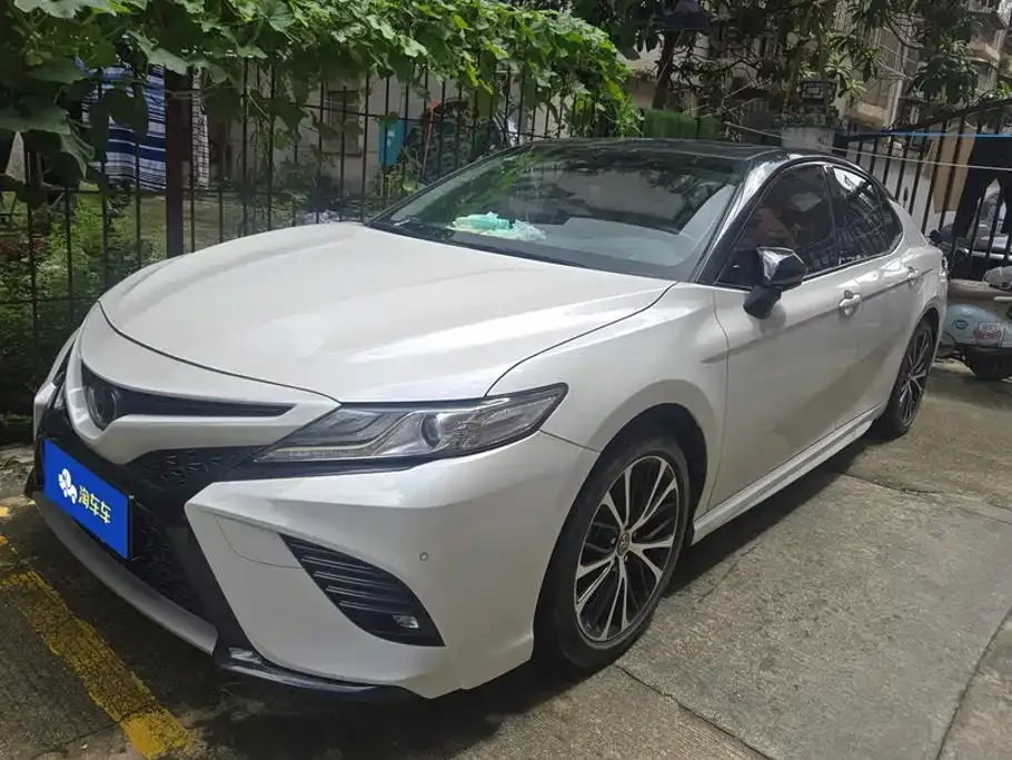2019 Toyota Camry 2.0S Fashion