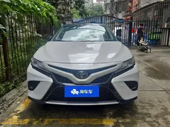 2019 Toyota Camry 2.0S Fashion, белый — фото 2
