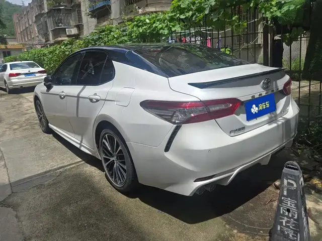 2019 Toyota Camry 2.0S Fashion