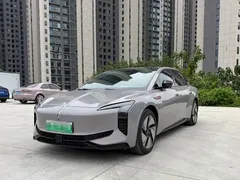 2025 Hongqi EH7 640 4WD — фото 1