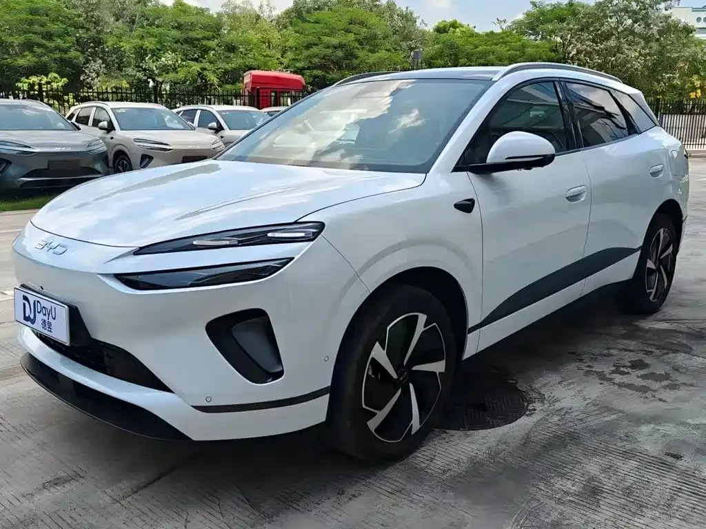 2025 BYD Sealion 06 DM-i PHEV 205 Plus
