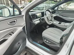2025 BYD Sealion 06 DM-i PHEV 205 Plus, белый — фото 16